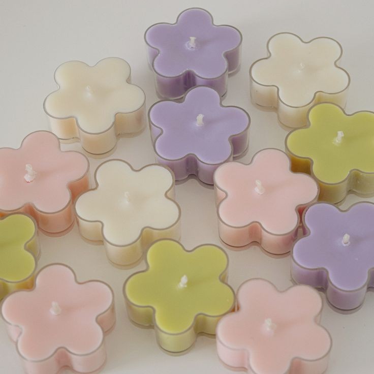 Flower-Shaped Tealight Candles – 100% Soy Wax, Handcrafted Floral Tealights for Home & Gifting Pack of 4